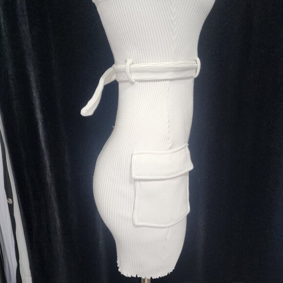 Hot & Delicious Fitted Stretch Mini Dress White W/Arm Cuffs & Cargo Pockets Sz M - Picture 6 of 14